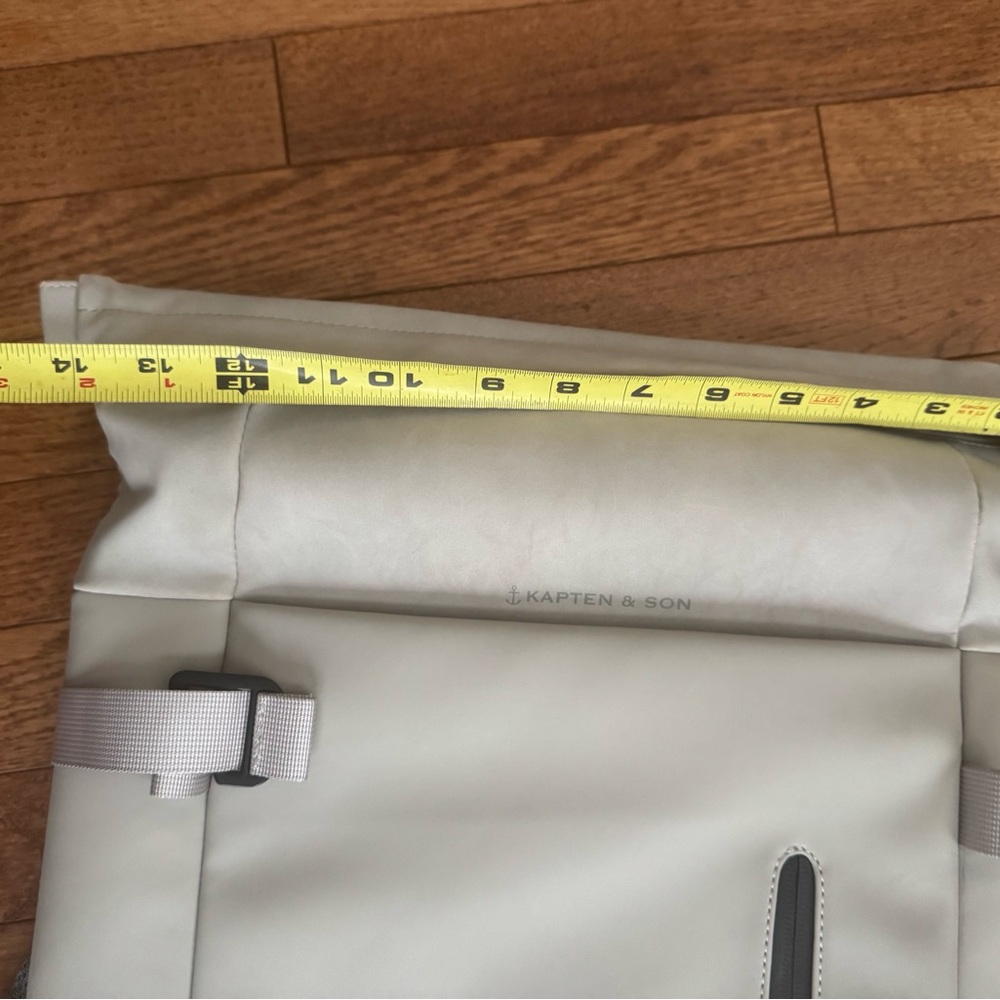 $170 Kapten & Son Helsinki Sandstone backpack, water resistant, lightweight, - Picture 10 of 11